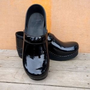 Dansko Vinal Clog